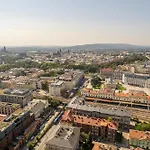 Krakow Glowny Apt - Top Location, Park&Tram Nearby - By Rentujemy