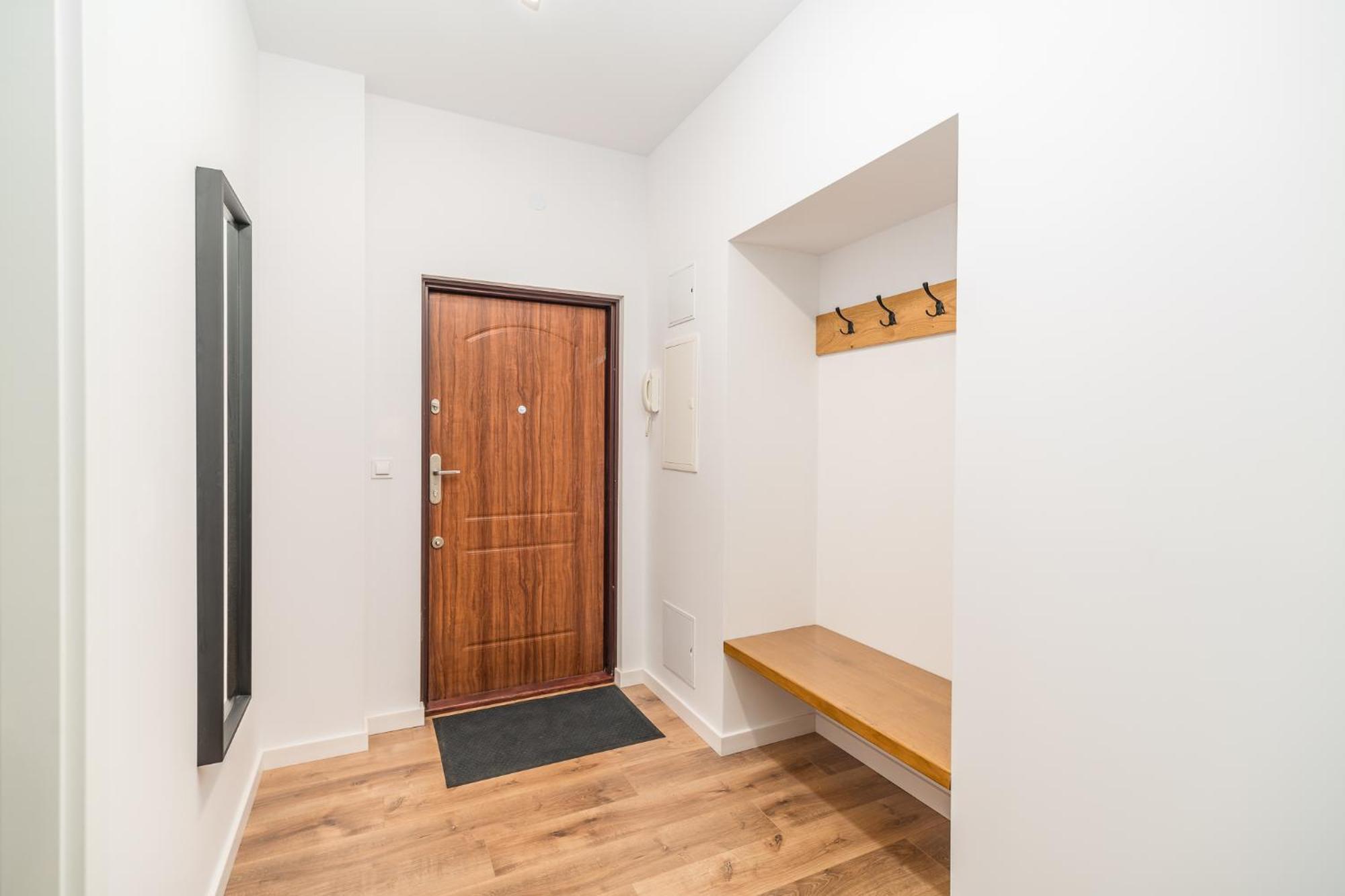 Glowny - Location, Park&tram Nearby - By Rentujemy Appartement *