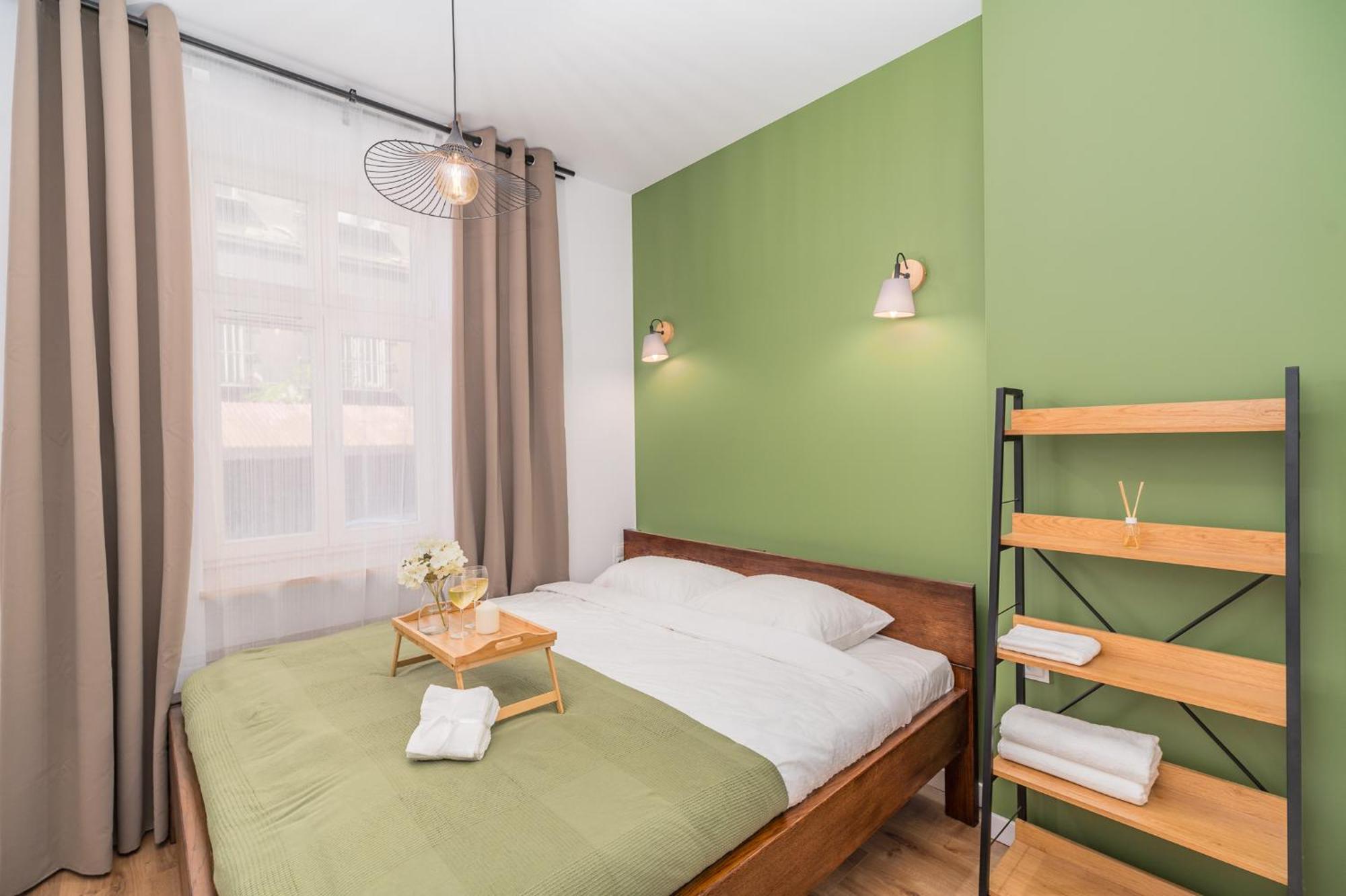 Glowny - Location, Park&tram Nearby - By Rentujemy Krakau